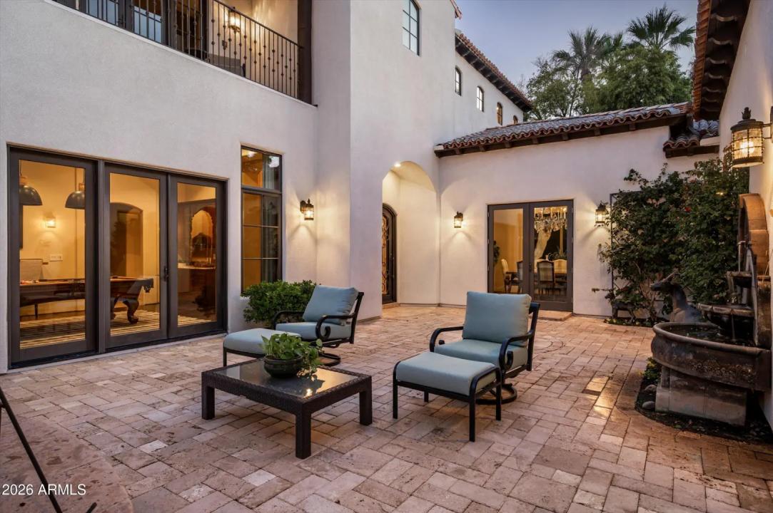 Real Estate Picture 6