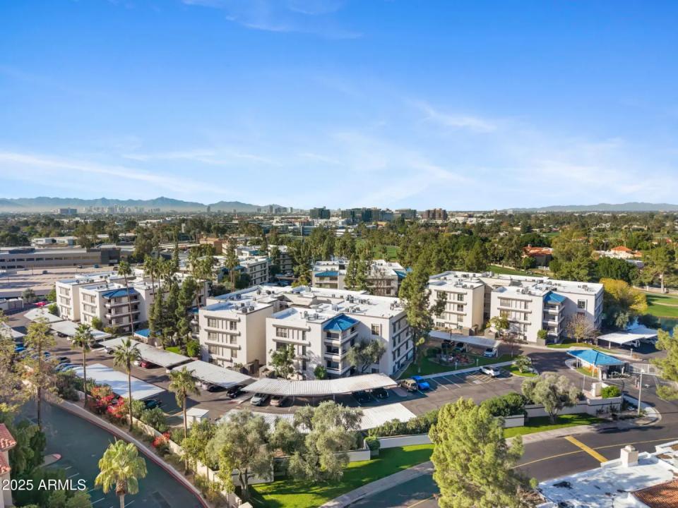 Real Estate Picture 35