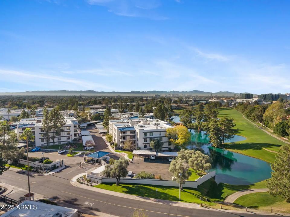 Real Estate Picture 36