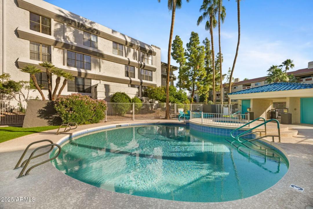 Real Estate Picture 29