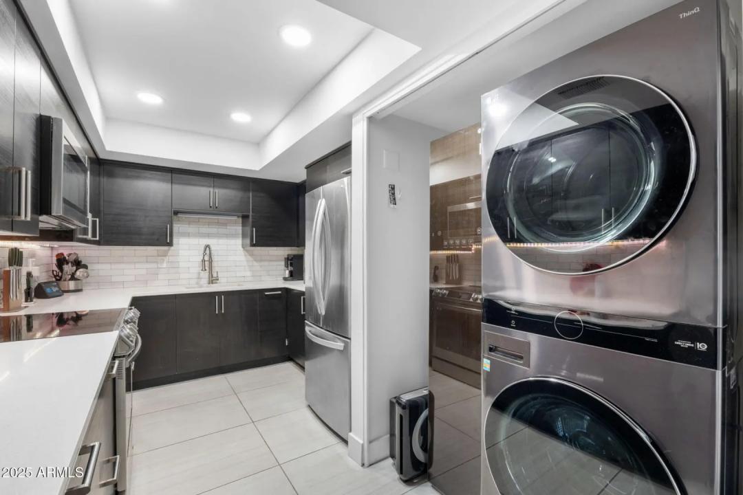 Real Estate Picture 15