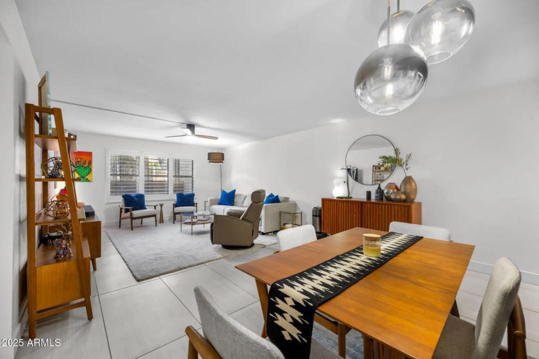 Real Estate Picture 7