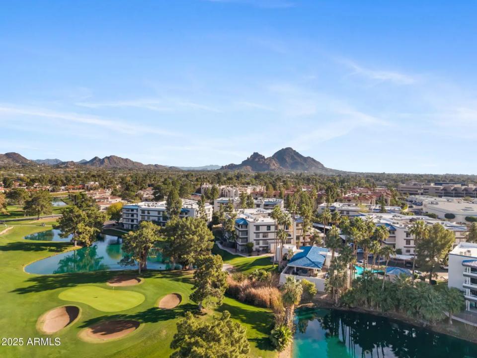 Real Estate Picture 37