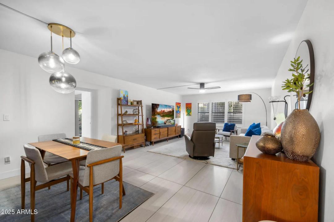 Real Estate Picture 6