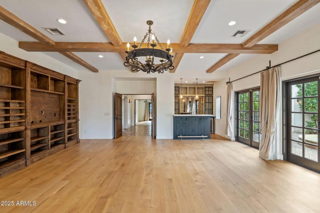 Real Estate Picture 29