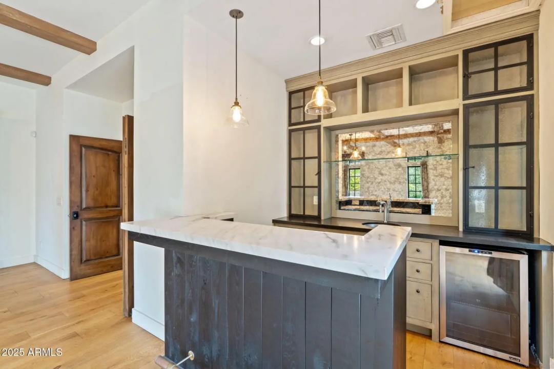 Real Estate Picture 31