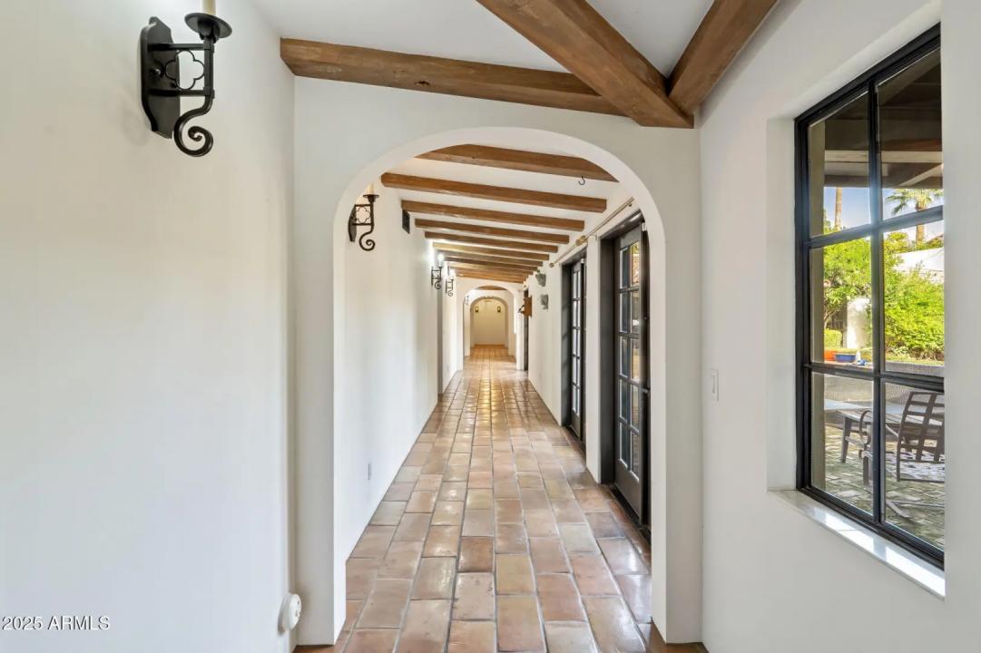 Real Estate Picture 34