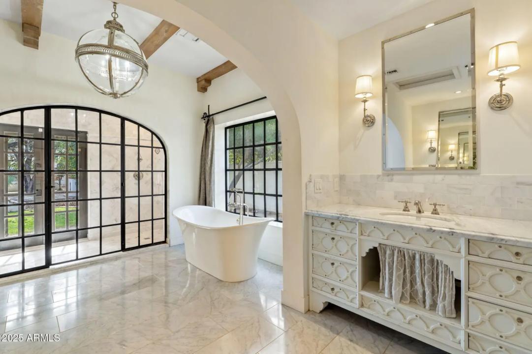 Real Estate Picture 39