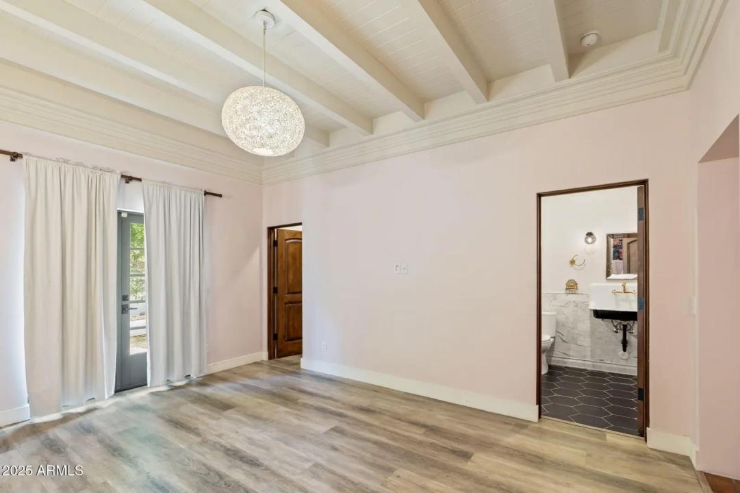 Real Estate Picture 56