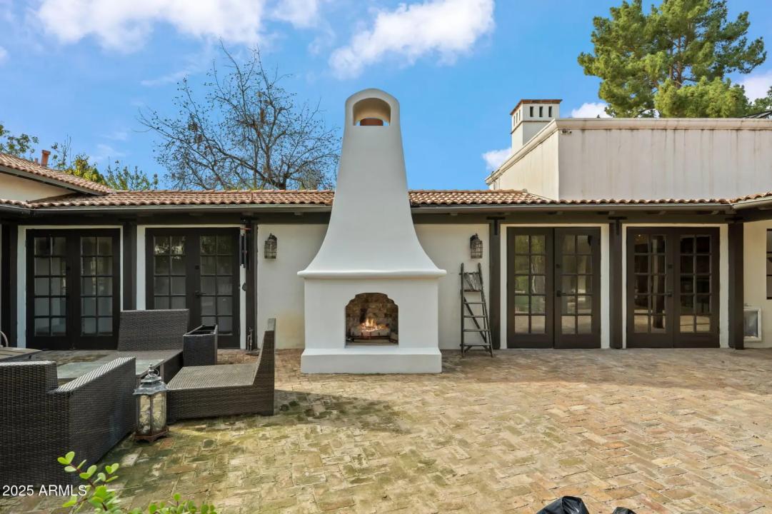 Real Estate Picture 60