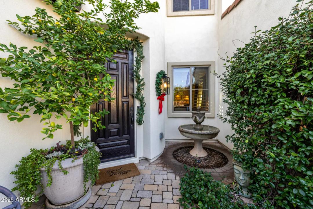 Real Estate Picture 5