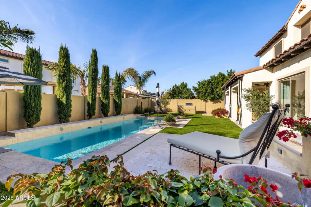 Real Estate Picture 25