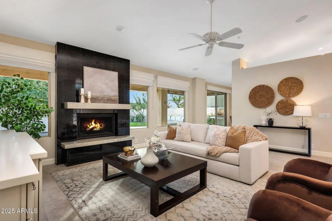 Real Estate Picture 10