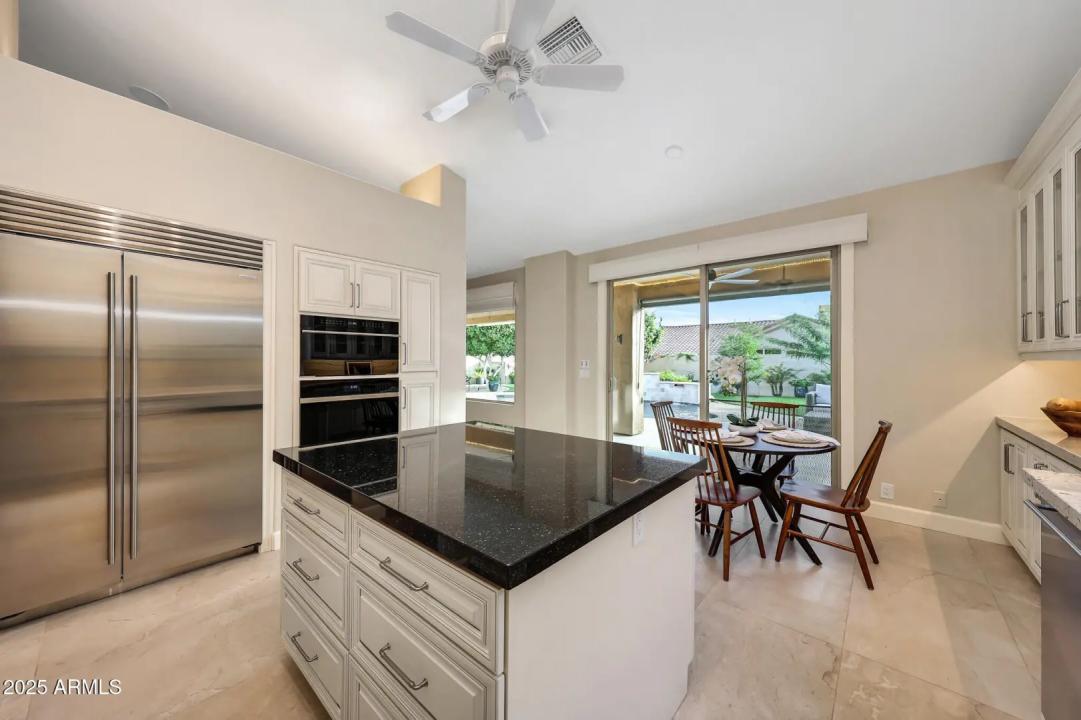 Real Estate Picture 13