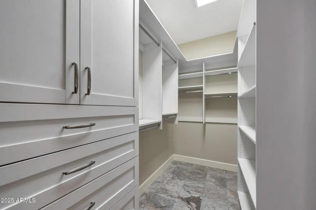 Real Estate Picture 19