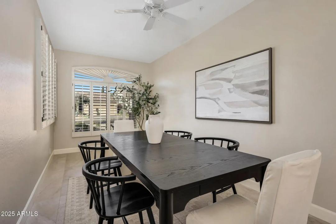 Real Estate Picture 9