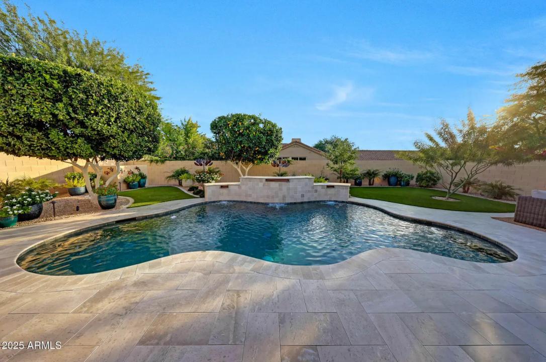 Real Estate Picture 29