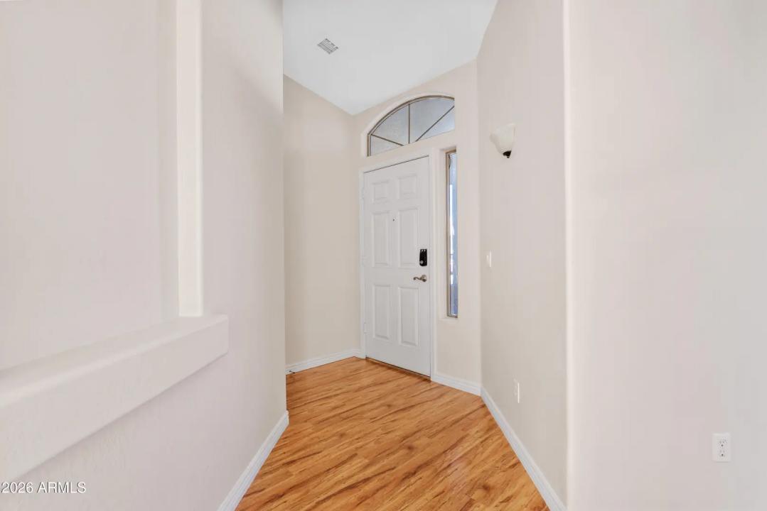 Real Estate Picture 16