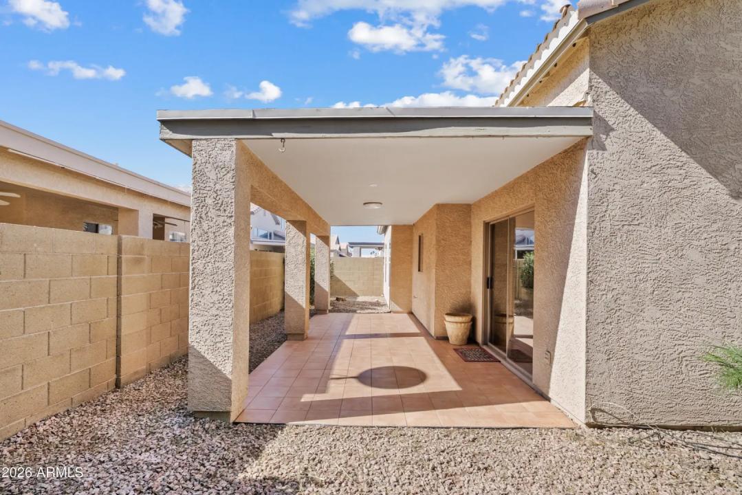 Real Estate Picture 23