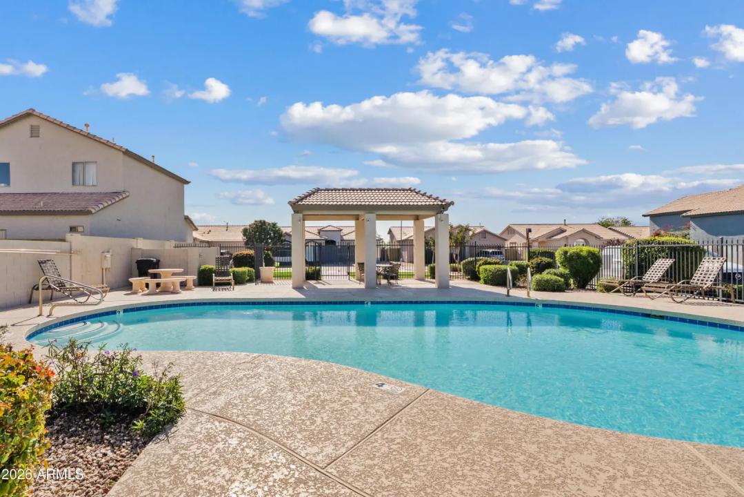 Real Estate Picture 26