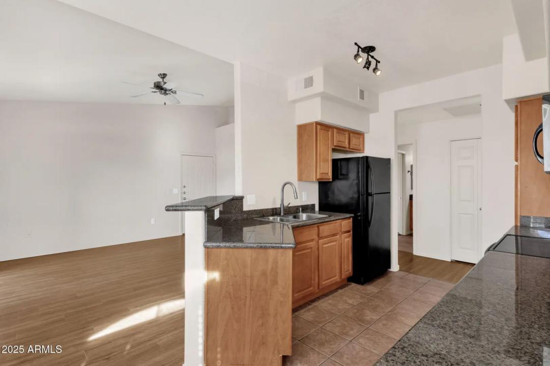 Real Estate Picture 8