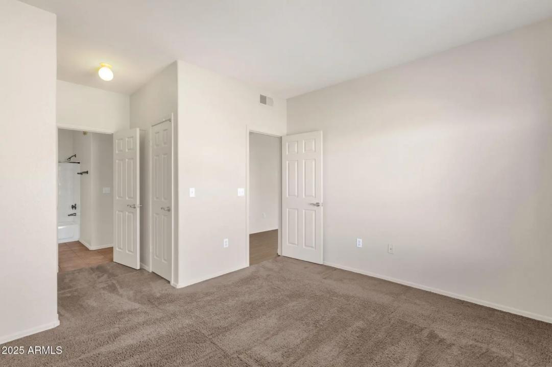 Real Estate Picture 19