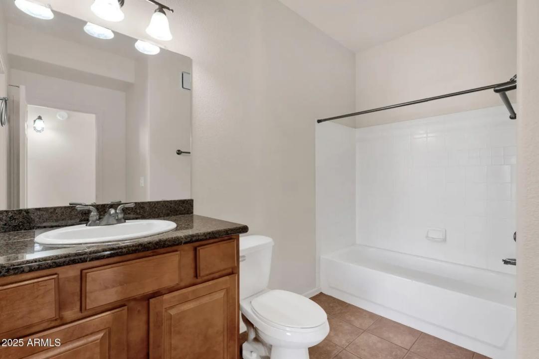 Real Estate Picture 21