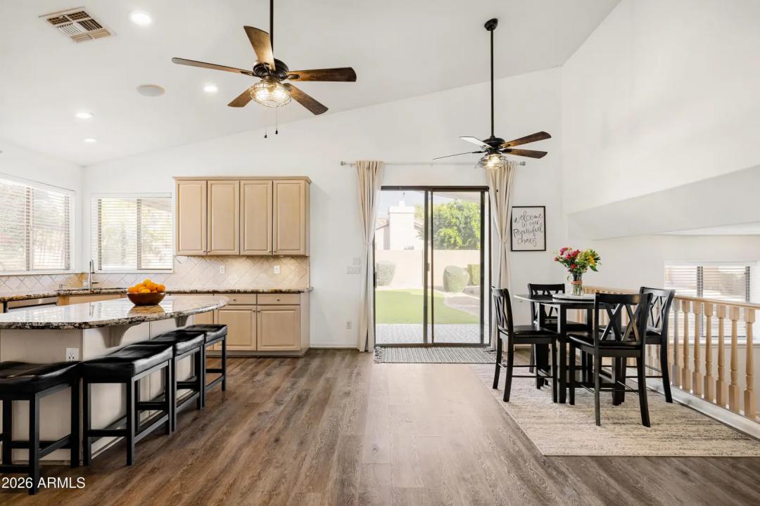 Real Estate Picture 10