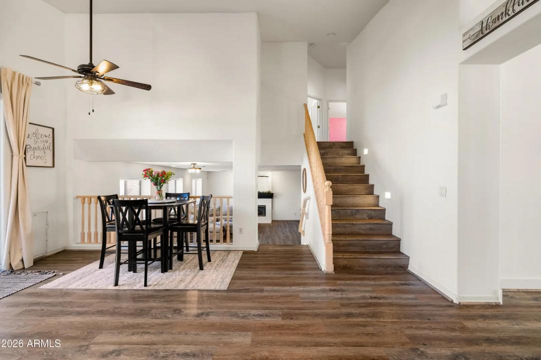 Real Estate Picture 11