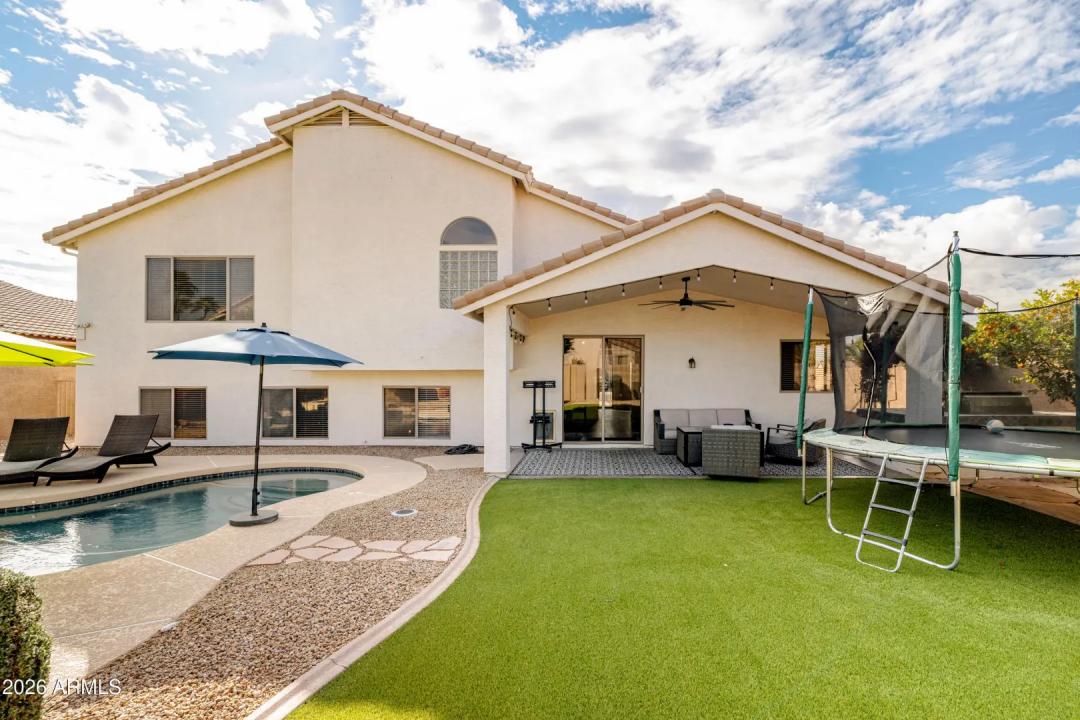 Real Estate Picture 48