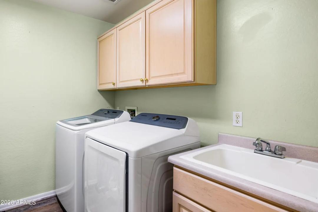 Real Estate Picture 35