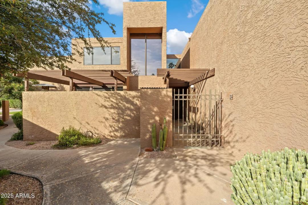 Real Estate Picture 1