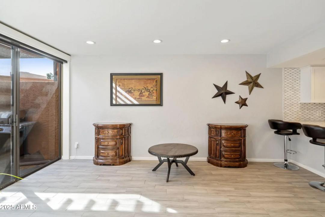 Real Estate Picture 15