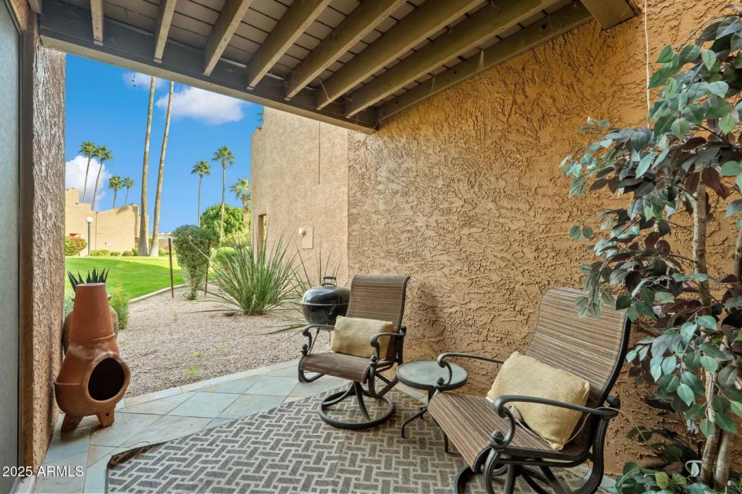 Real Estate Picture 9