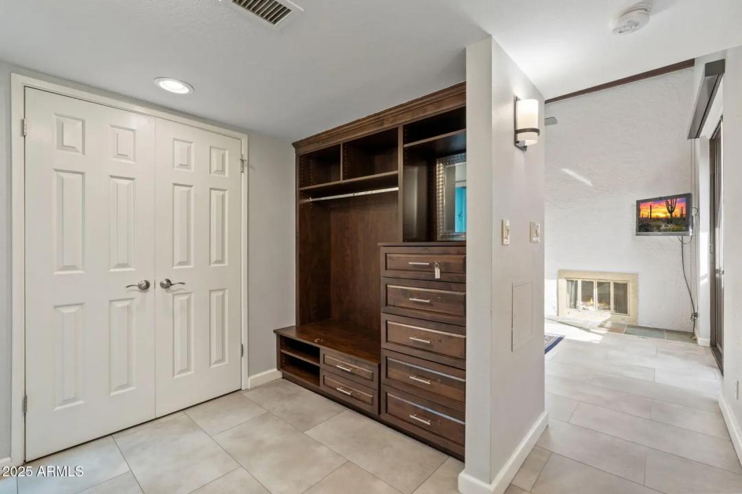 Real Estate Picture 33
