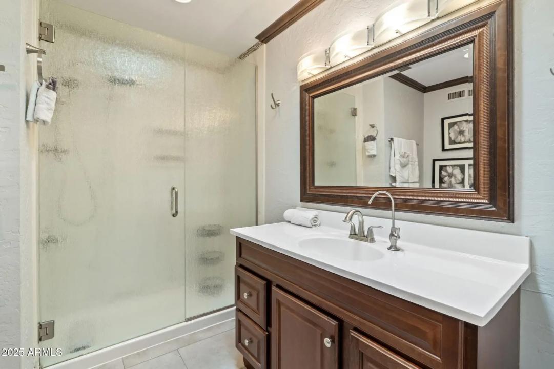 Real Estate Picture 35