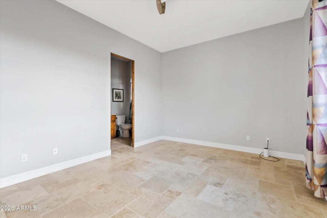 Real Estate Picture 25