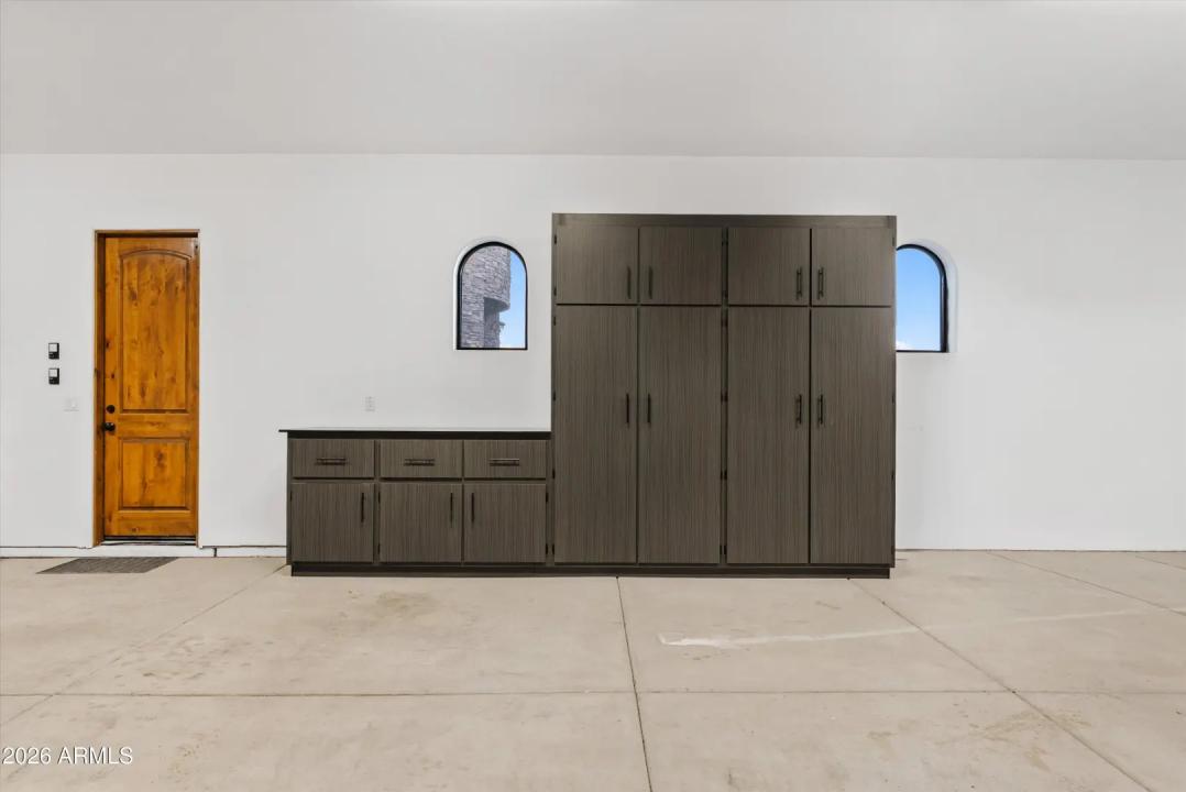 Real Estate Picture 31