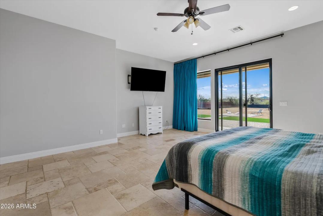 Real Estate Picture 35