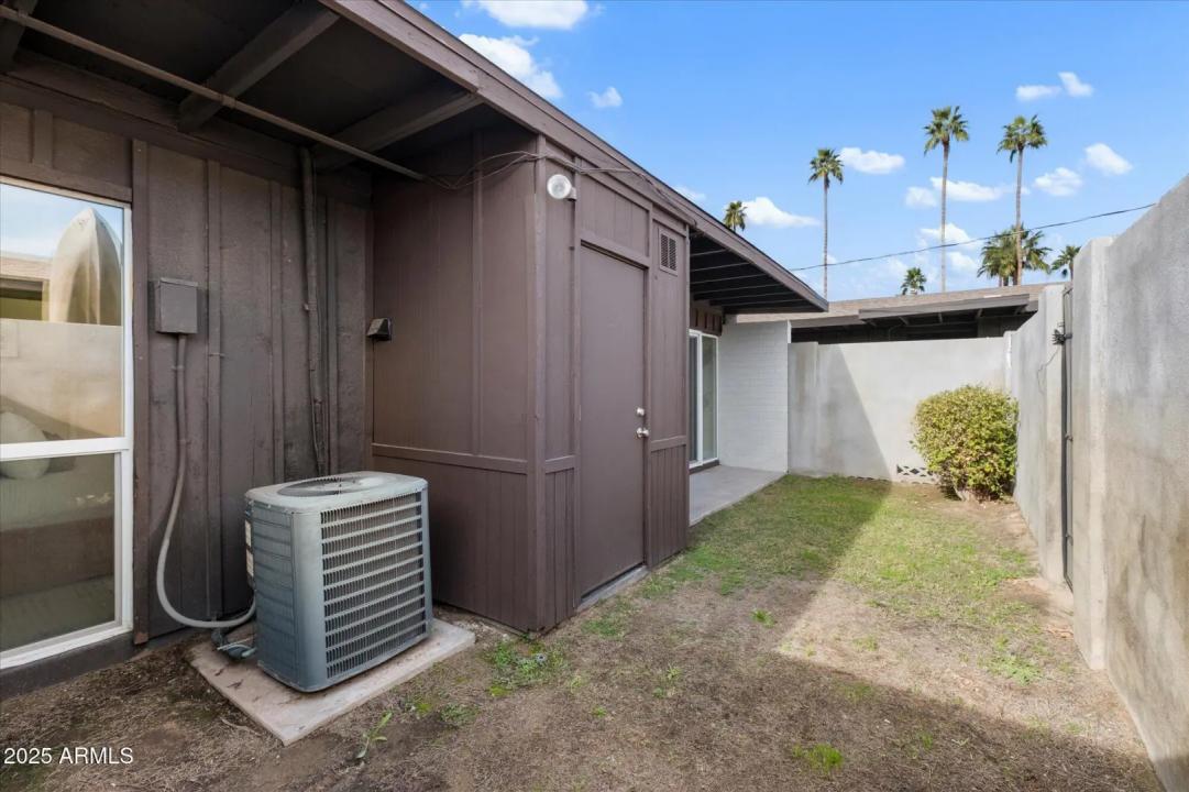 Real Estate Picture 21