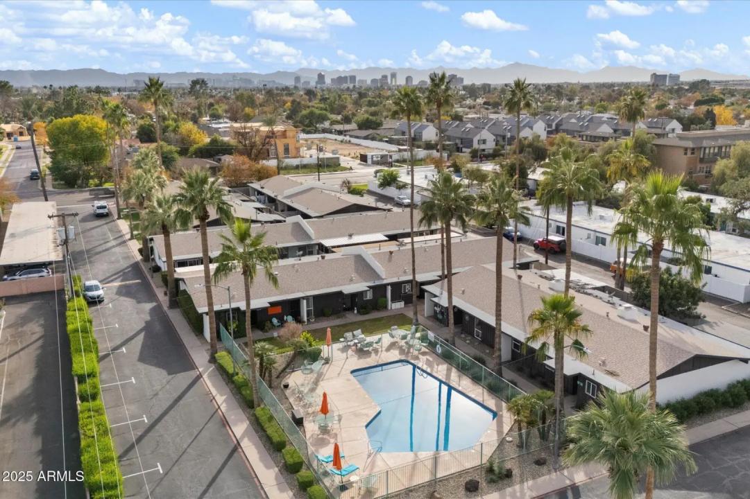 Real Estate Picture 26