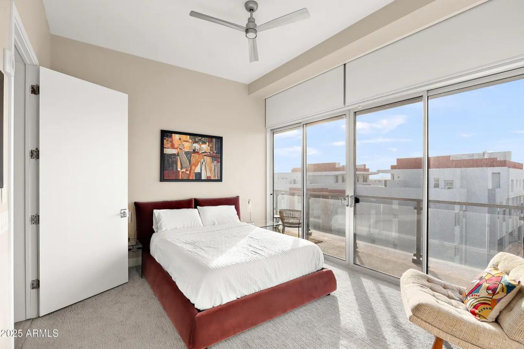 Real Estate Picture 20