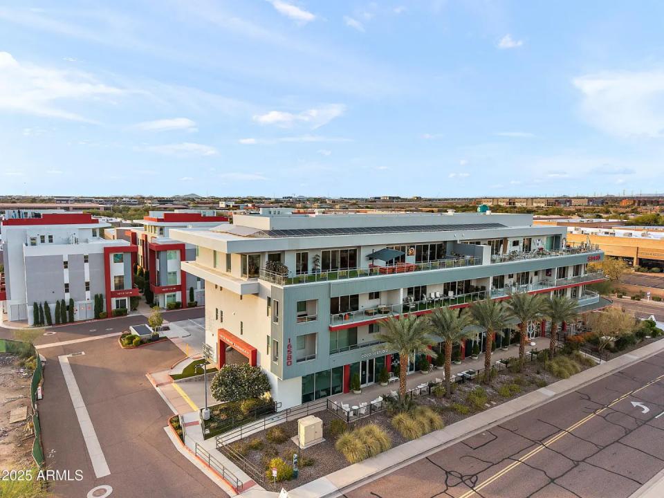 Real Estate Picture 40