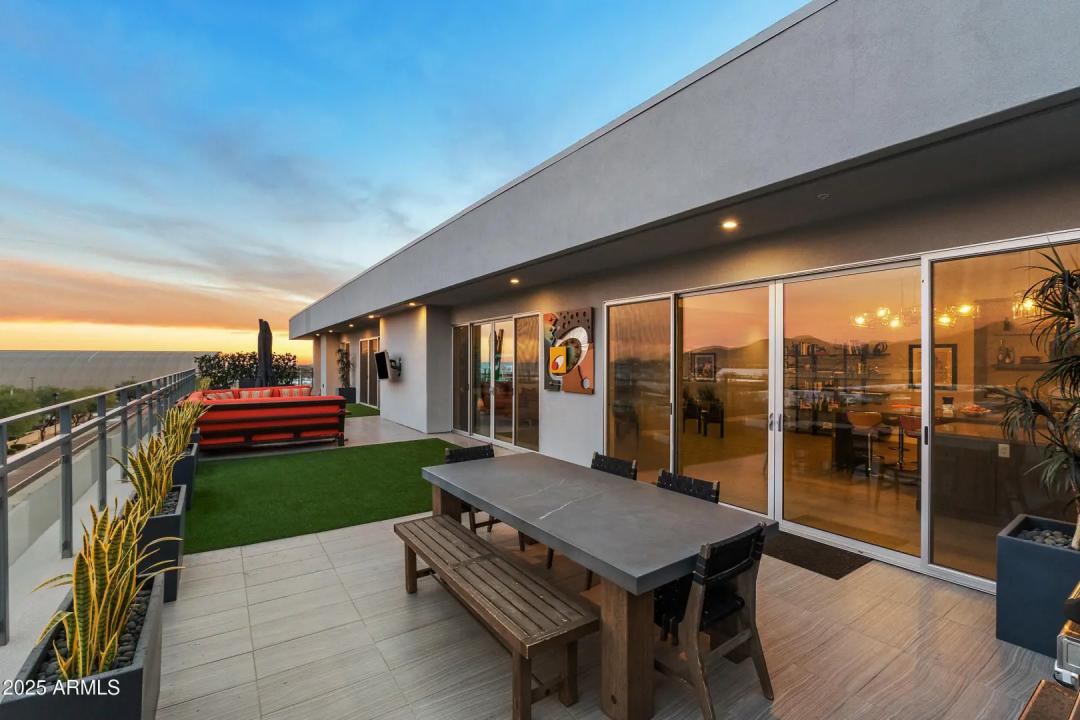 Real Estate Picture 33