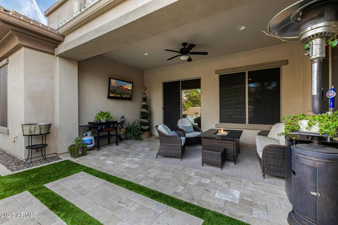 Real Estate Picture 50