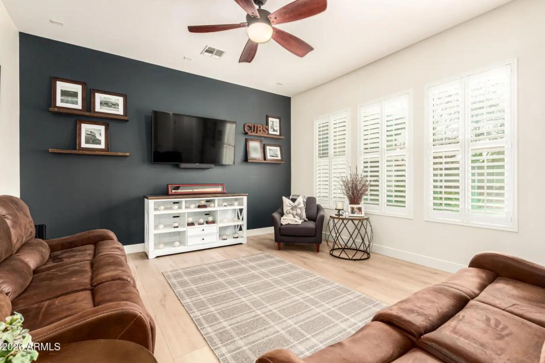 Real Estate Picture 27