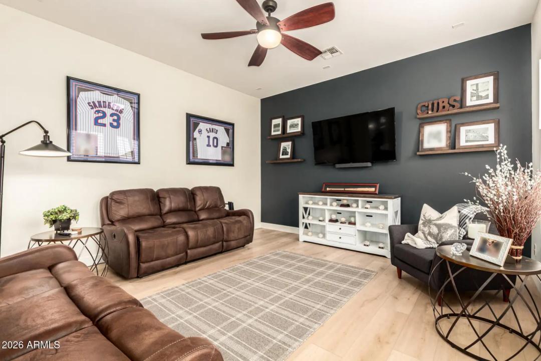 Real Estate Picture 26