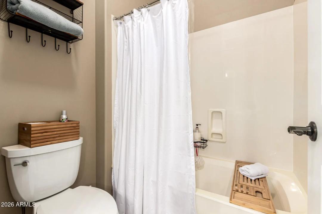 Real Estate Picture 39