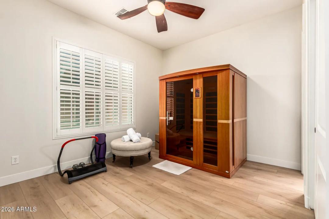 Real Estate Picture 40