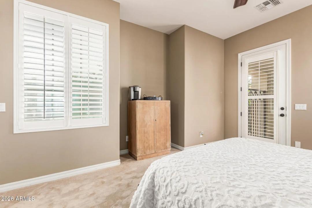 Real Estate Picture 43